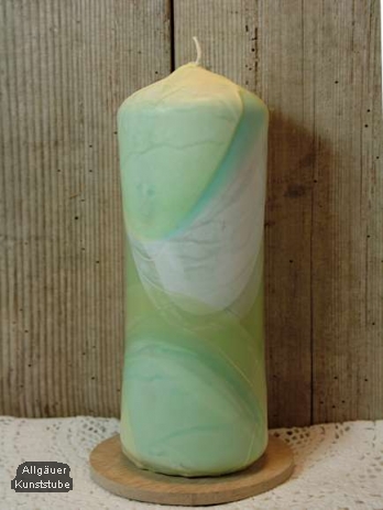 Handveredelte Kerze 22 cm x 7,5 cm