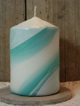 Handveredelte Kerze 14 cm x 8 cm